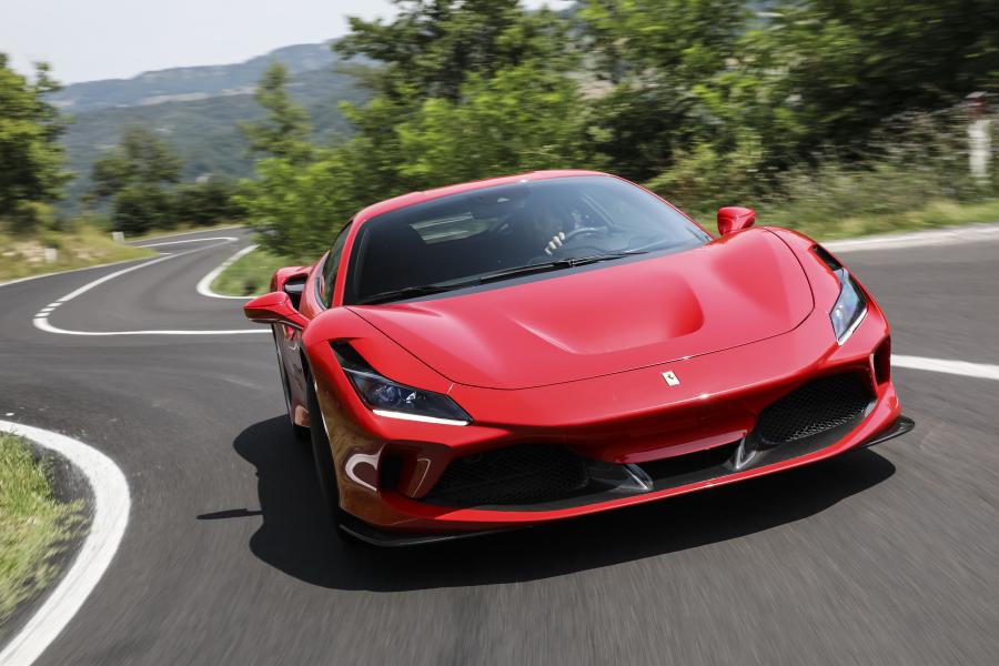  Ferrari F8 Tributo 2019 года  (фото 31 из 52)